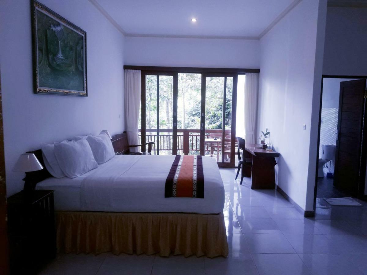 Ubud River Side House Hotel Bagian luar foto