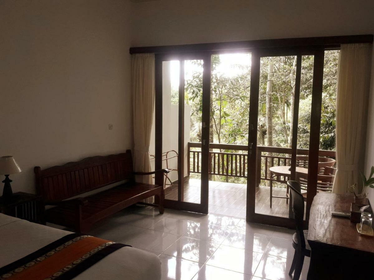Ubud River Side House Hotel Bagian luar foto