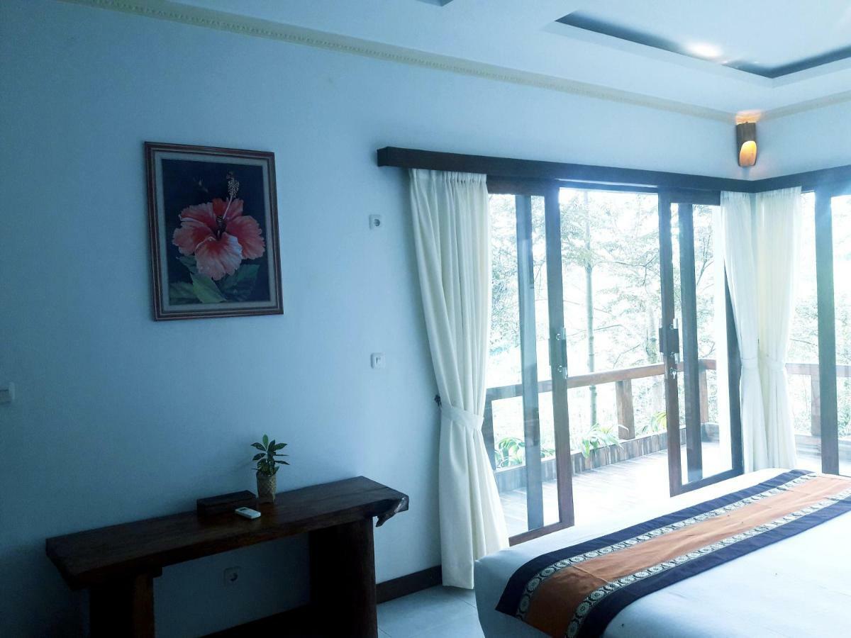 Ubud River Side House Hotel Bagian luar foto