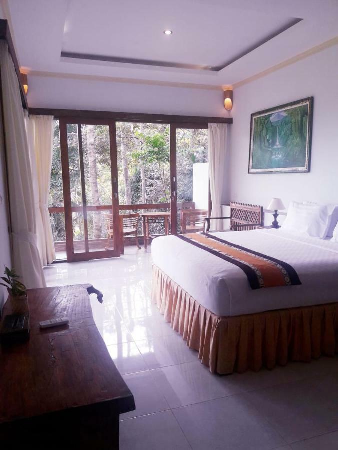 Ubud River Side House Hotel Bagian luar foto