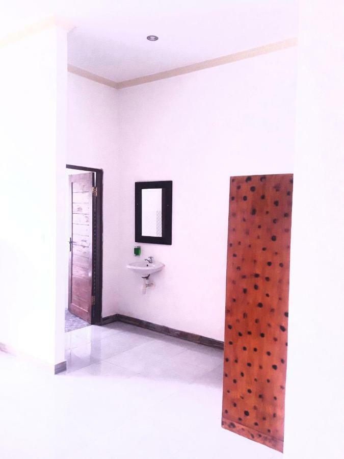 Ubud River Side House Hotel Bagian luar foto